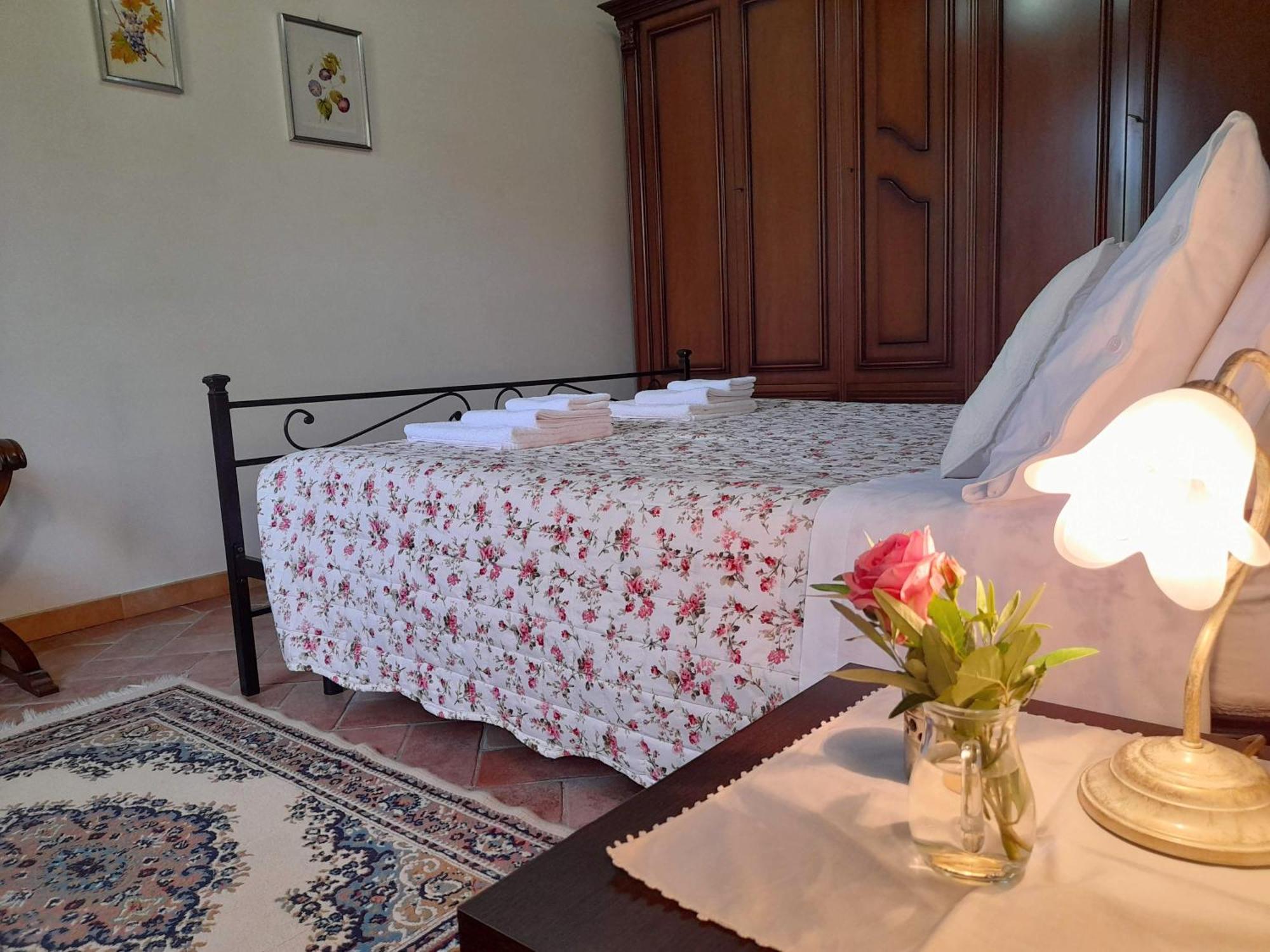 Casa Giulia Villa เรกเจลโล ภายนอก รูปภาพ