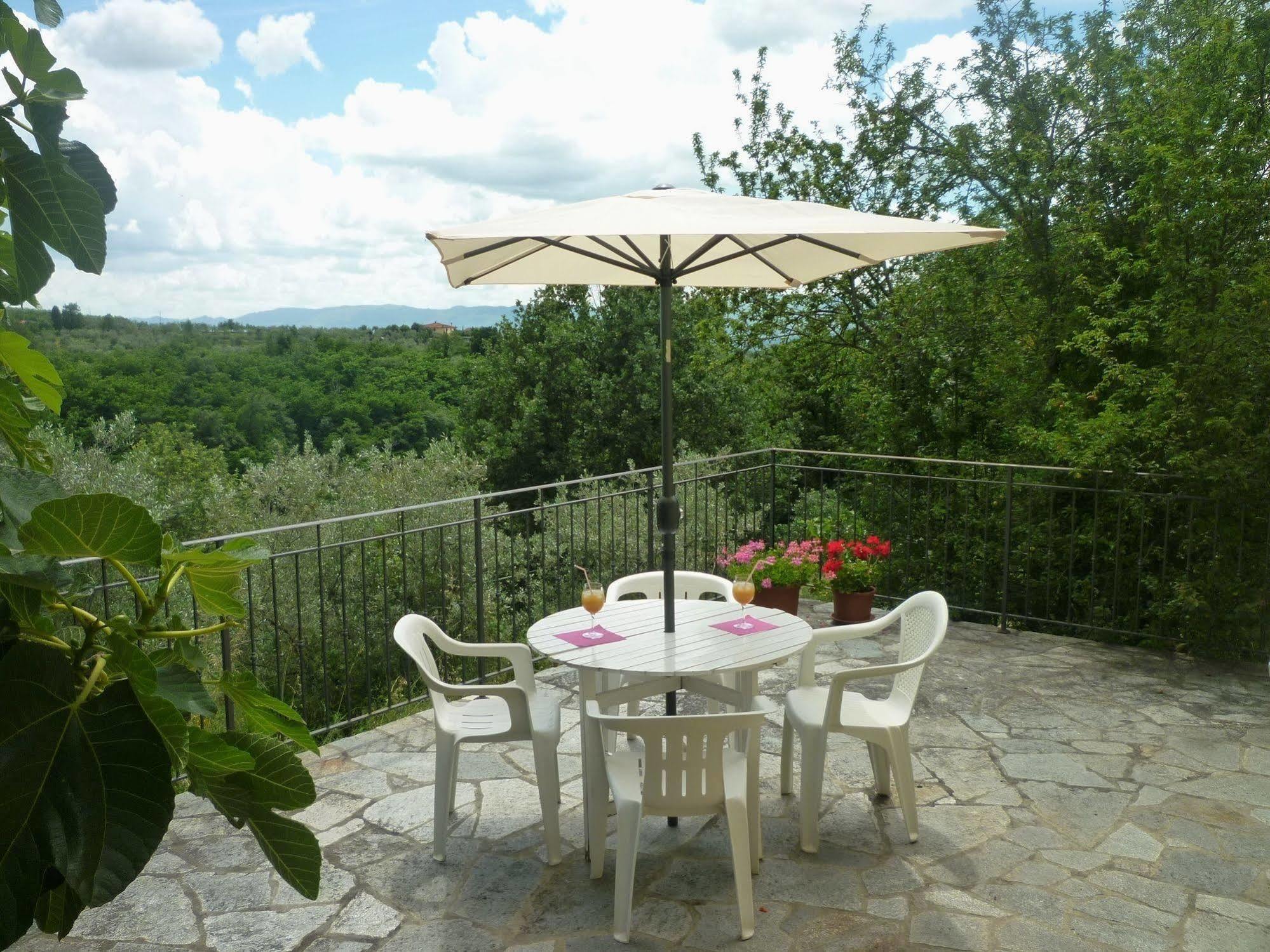 Casa Giulia Villa เรกเจลโล ภายนอก รูปภาพ