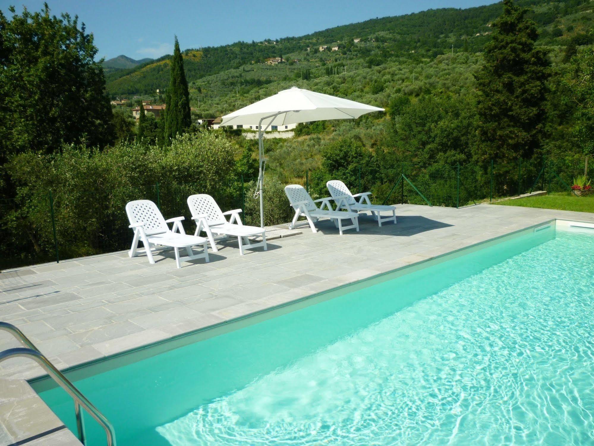 Casa Giulia Villa เรกเจลโล ภายนอก รูปภาพ