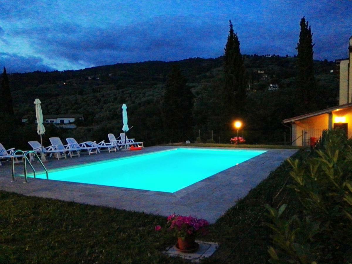 Casa Giulia Villa เรกเจลโล ภายนอก รูปภาพ